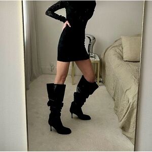 Manolo Blahniksuede tall boots